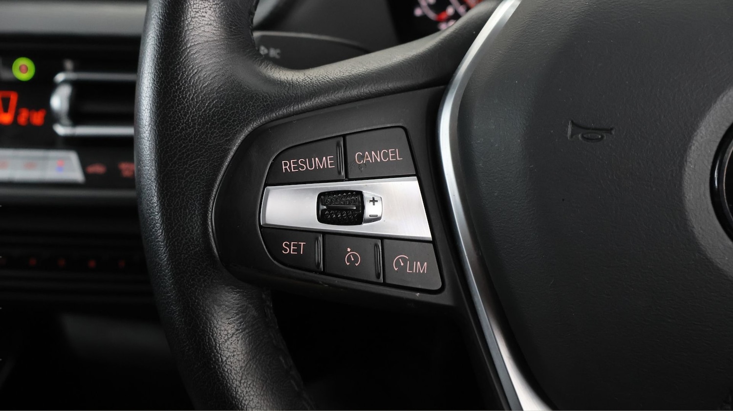 Used BMW 1 Series 2024 for sale - 78080437: Photo 25