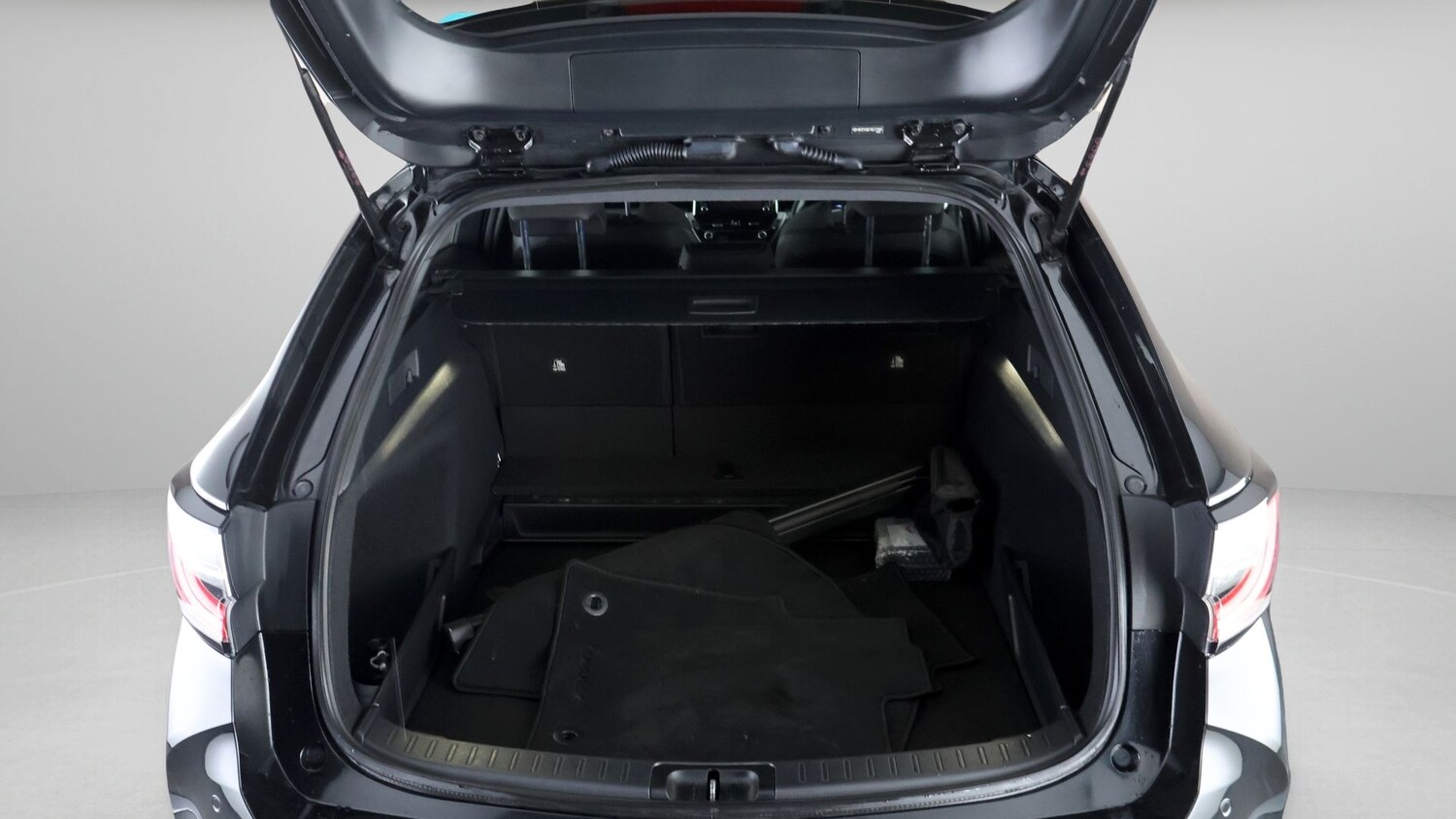 Used Toyota Corolla 2021 for sale - 77247727: Photo 17