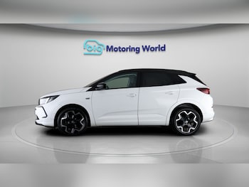 Used Vauxhall Grandland 2022 for sale - 77878096: Photo