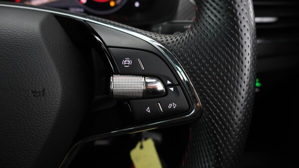 Used Skoda Kamiq 2021 for sale - 76109825: Photo 24