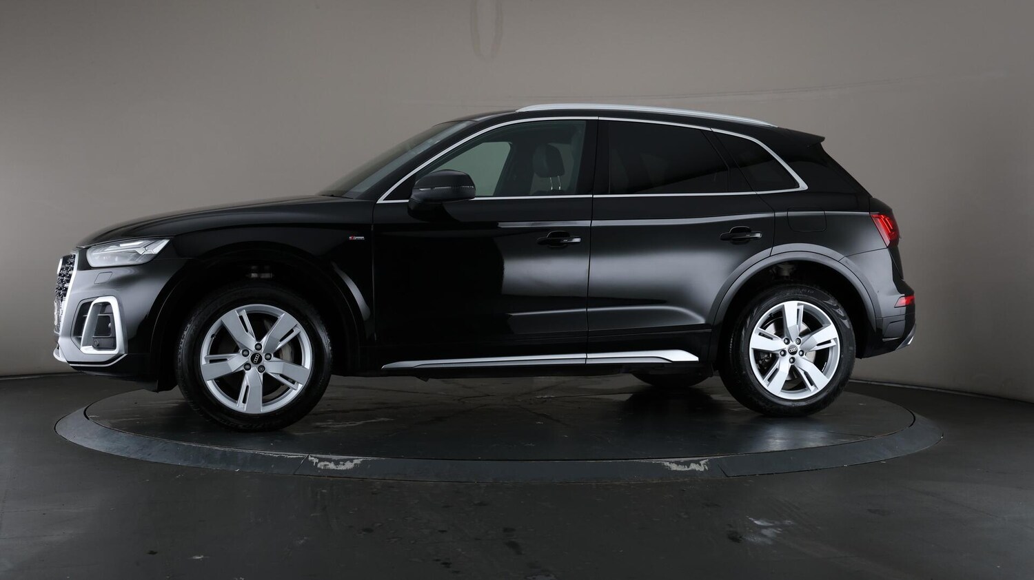 Used Audi Q5 2021 for sale - 76032394: Photo 40