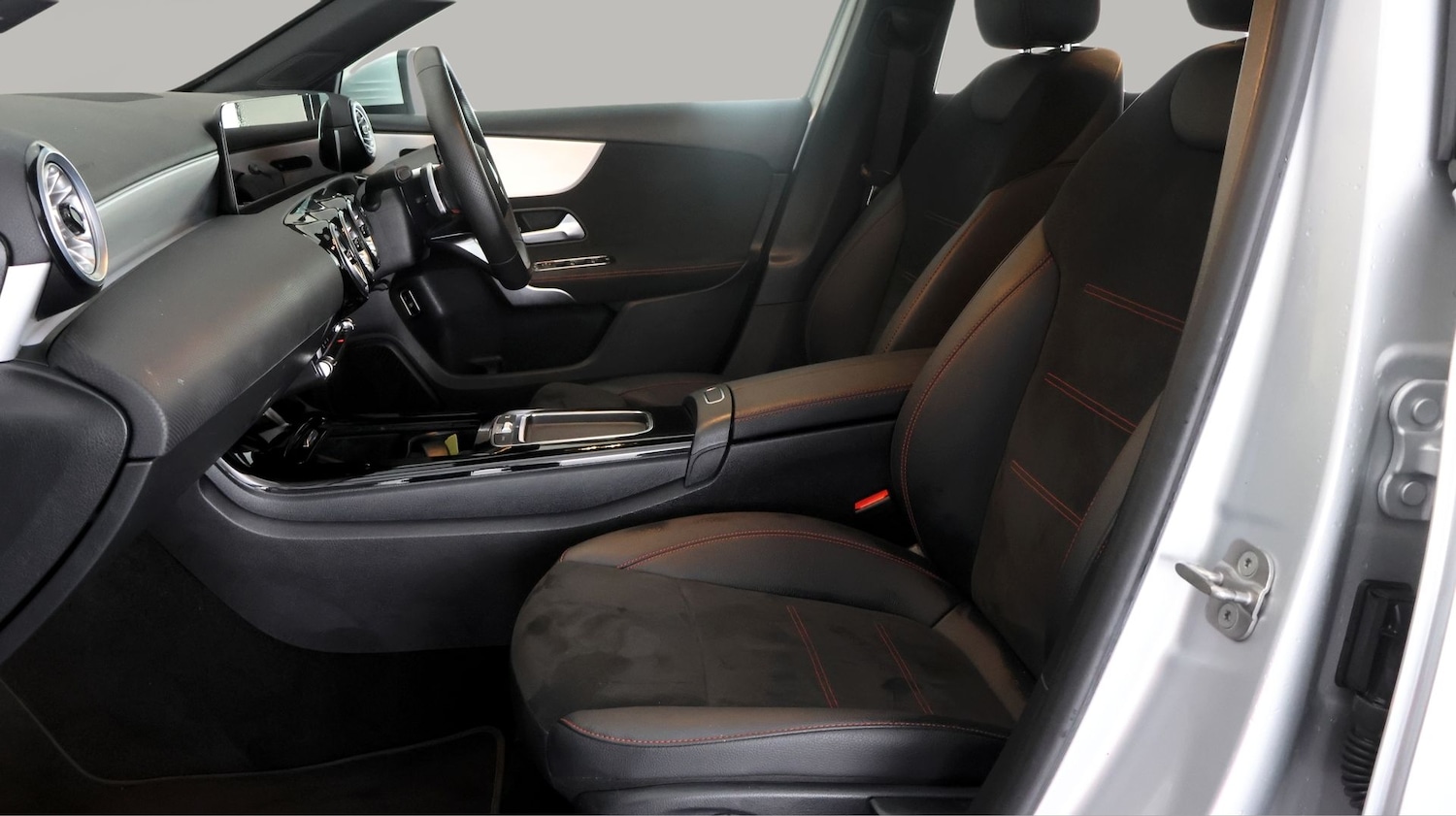 Used Mercedes-Benz A-Class 2023 for sale - 77898905: Photo 14