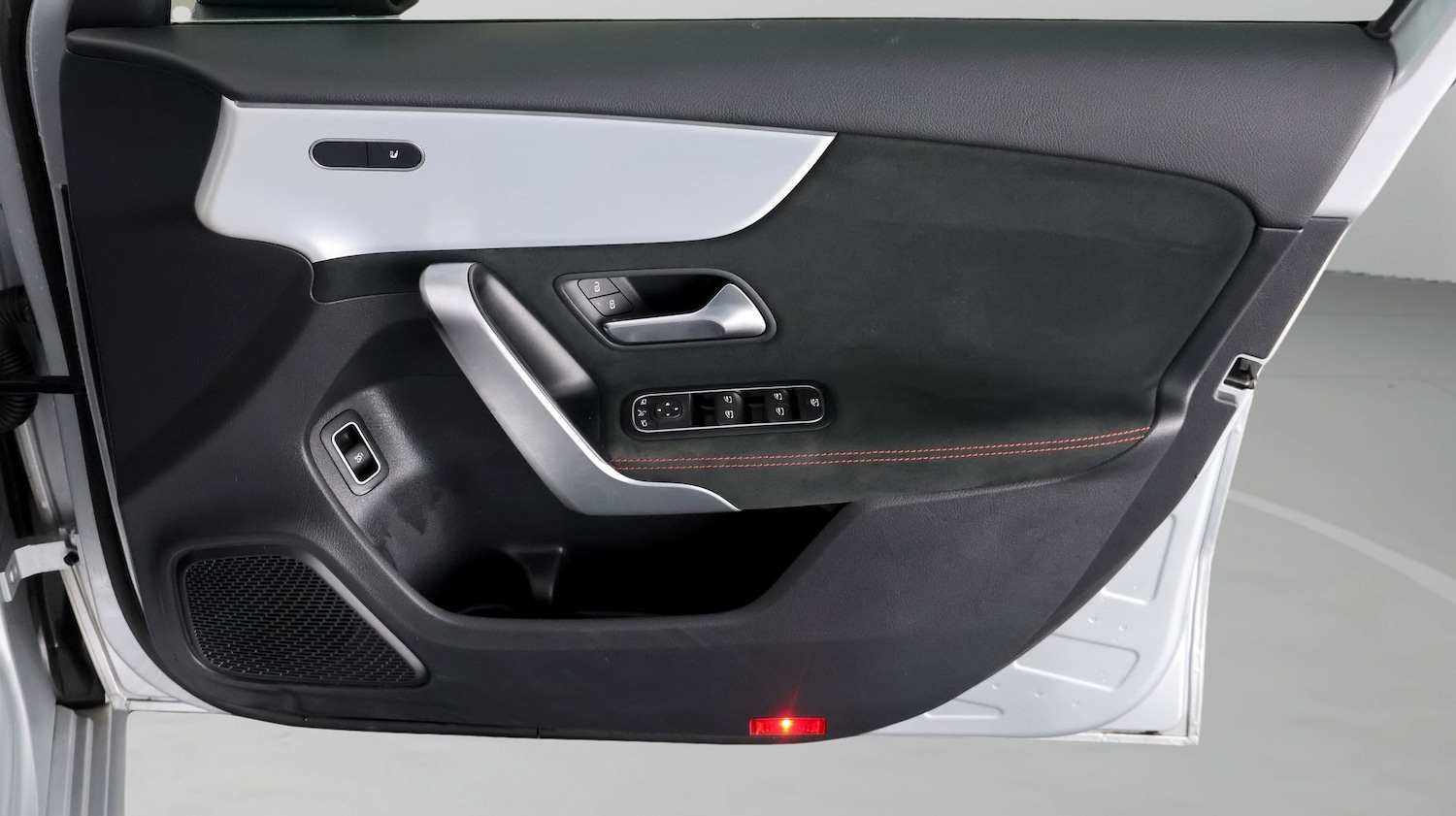 Used Mercedes-Benz A-Class 2023 for sale - 77898905: Photo 15