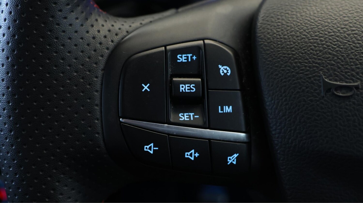 Used Ford Kuga 2023 for sale - 76606946: Photo 24