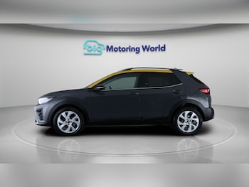 Used Kia Stonic 2023 for sale - 79113481: Photo