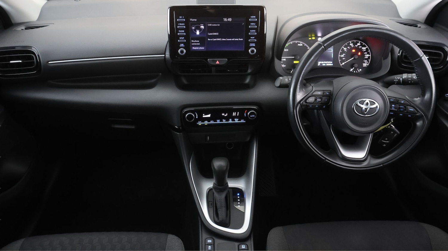 Used Toyota Yaris 2022 for sale - 77346133: Photo 12