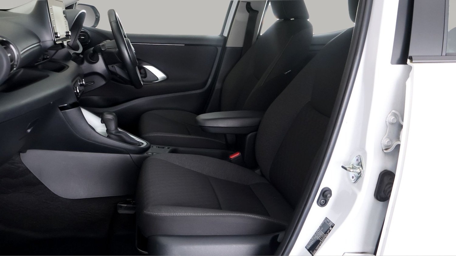 Used Toyota Yaris 2022 for sale - 77346133: Photo 13