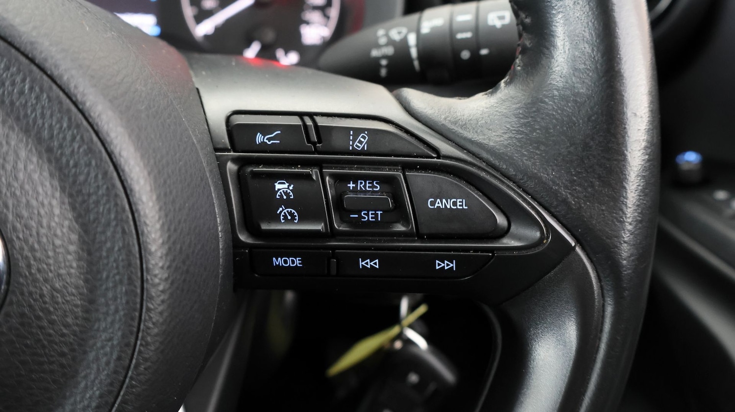 Used Toyota Yaris 2022 for sale - 77346133: Photo 24