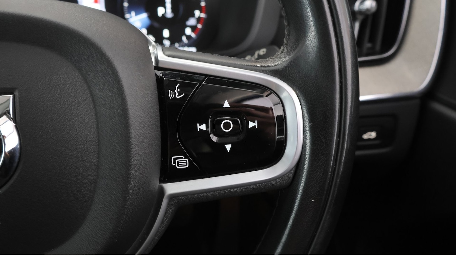 Used Volvo XC60 2021 for sale - 77921631: Photo 22