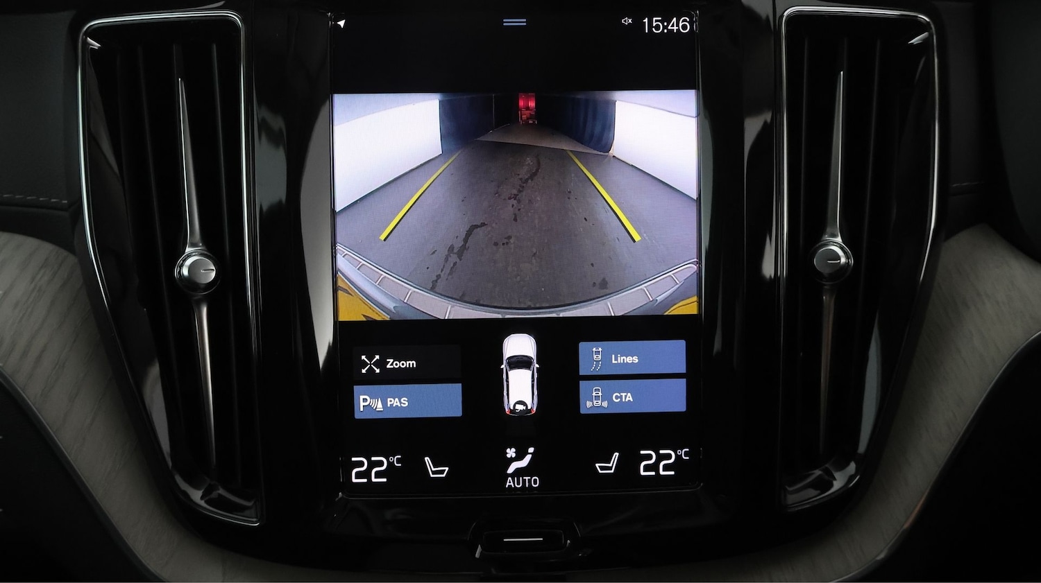 Used Volvo XC60 2021 for sale - 77921631: Photo 23