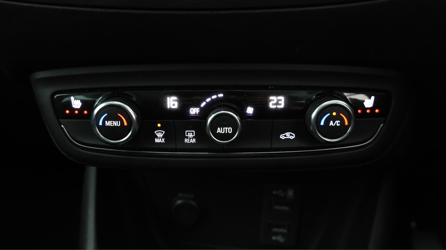 Used Vauxhall Crossland 2023 for sale - 76109289: Photo 13
