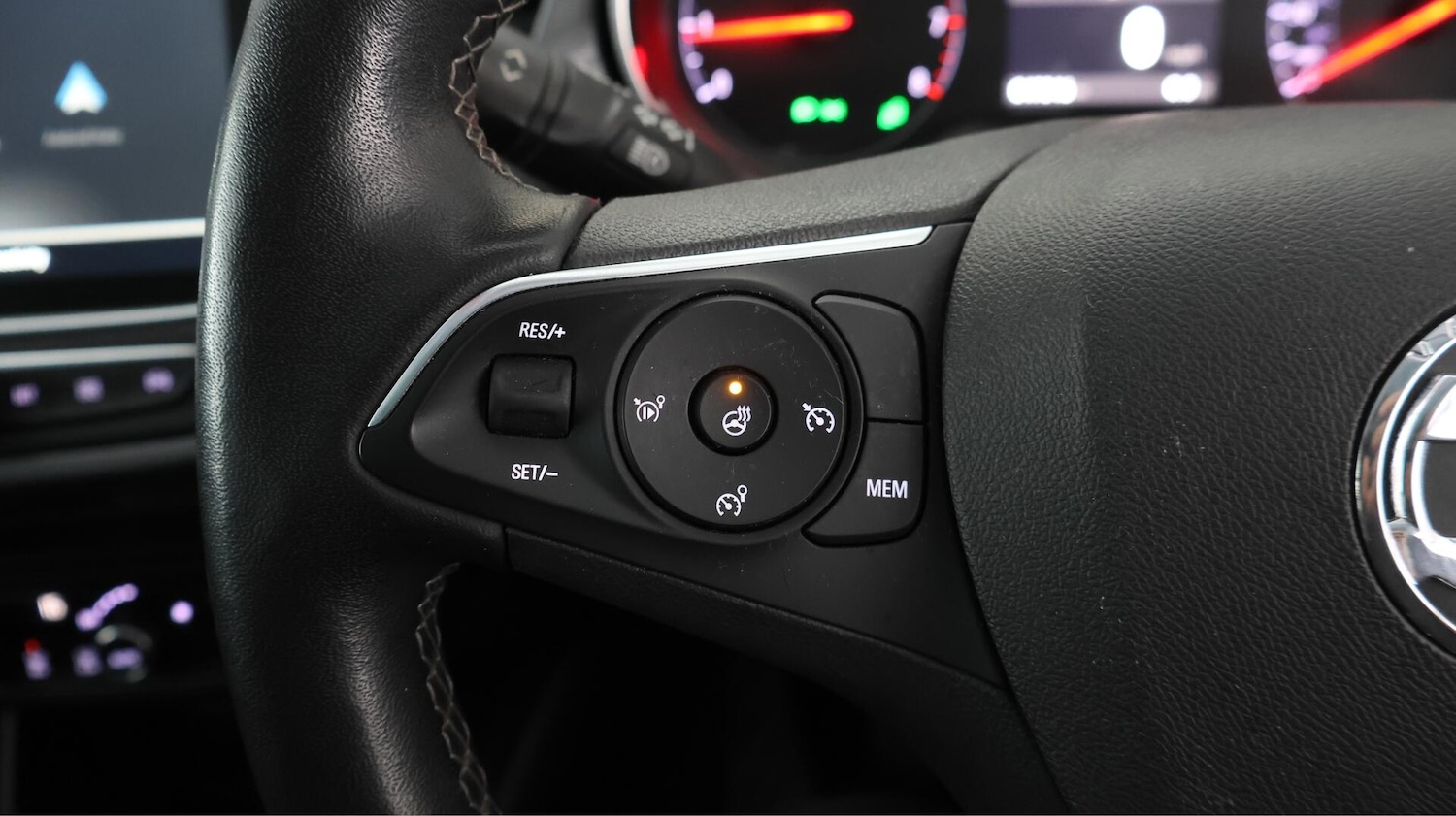 Used Vauxhall Crossland 2023 for sale - 76109289: Photo 22