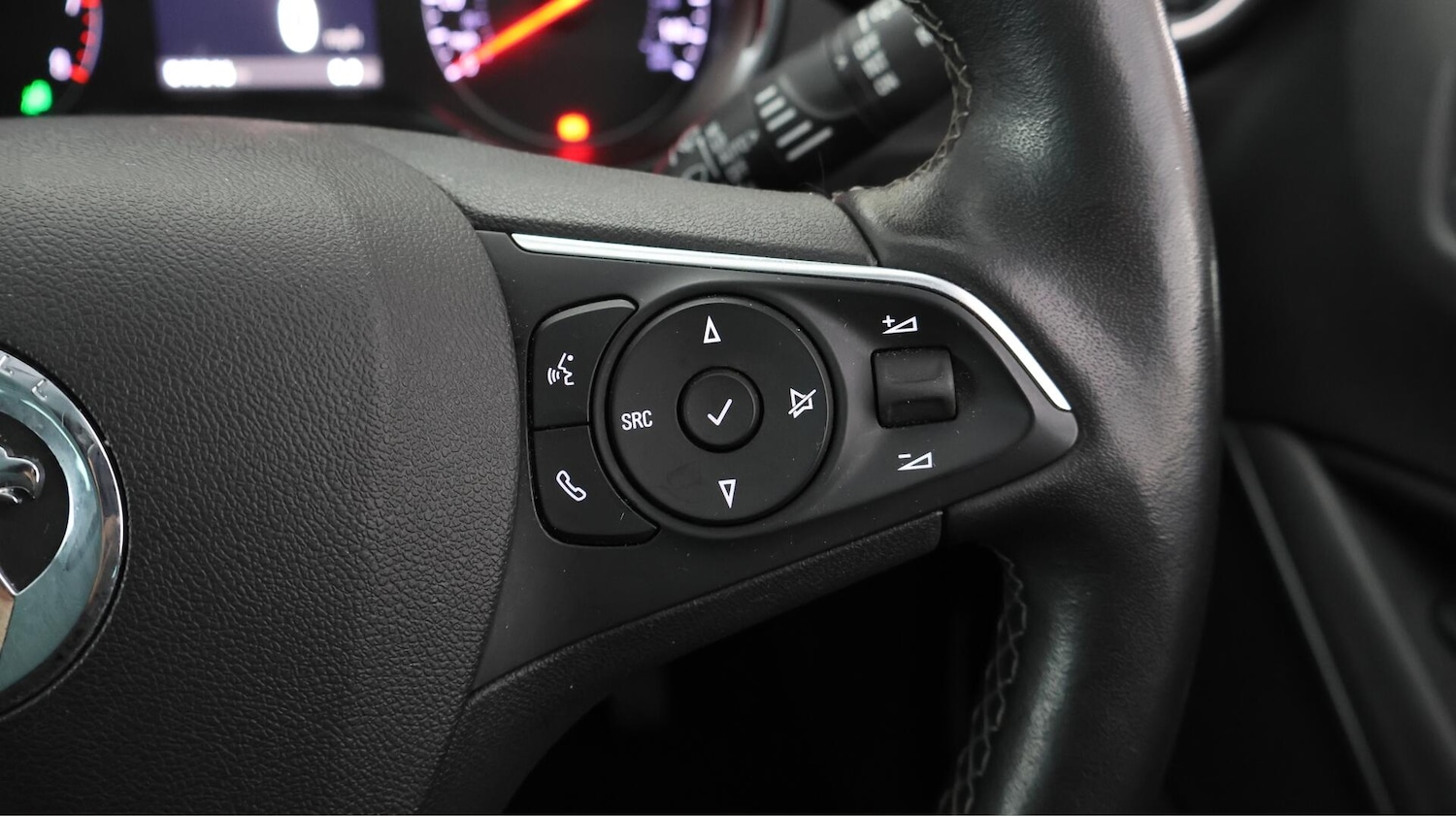 Used Vauxhall Crossland 2023 for sale - 76109289: Photo 23
