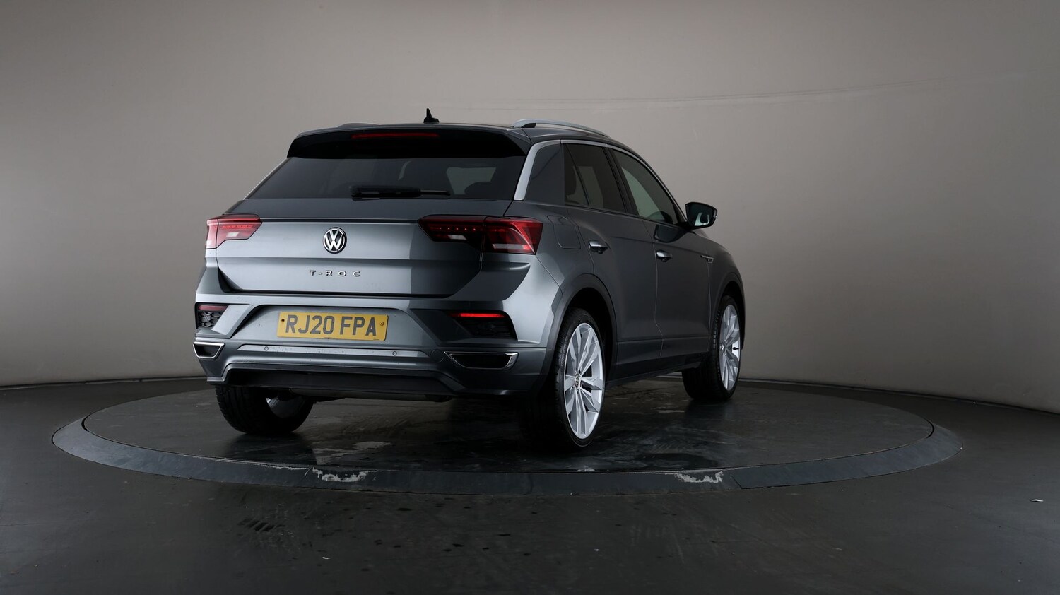 Used Volkswagen T-Roc for sale - 76811034: Photo 64