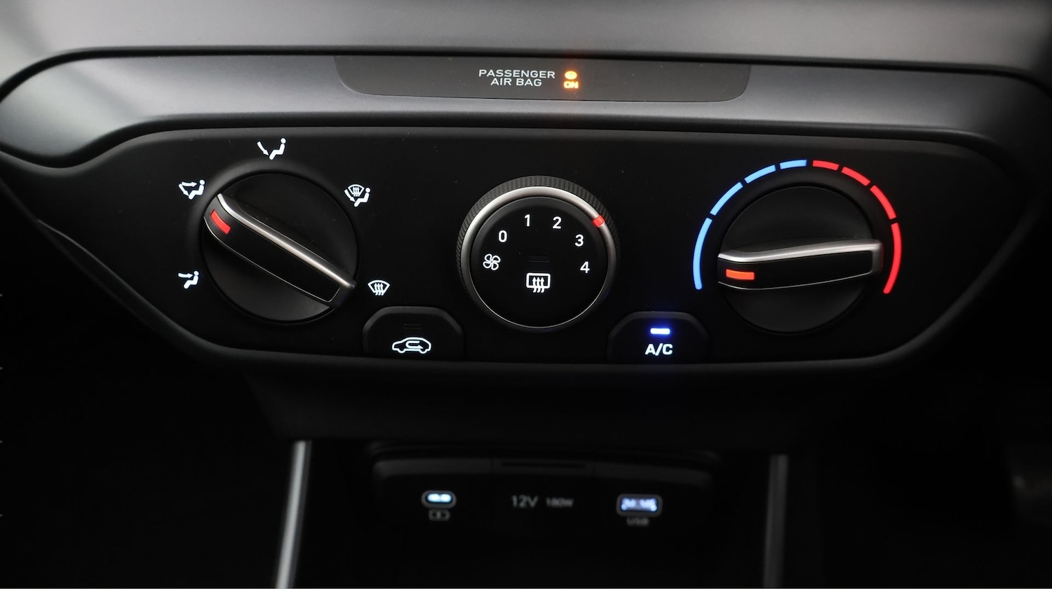 Used Hyundai i20 2023 for sale - 78123848: Photo 11