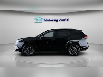 Used Toyota RAV4 2024 for sale - 79347403: Photo