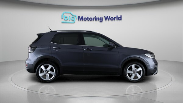 Used Volkswagen T-Cross 2022 for sale - 76095132: Photo 9