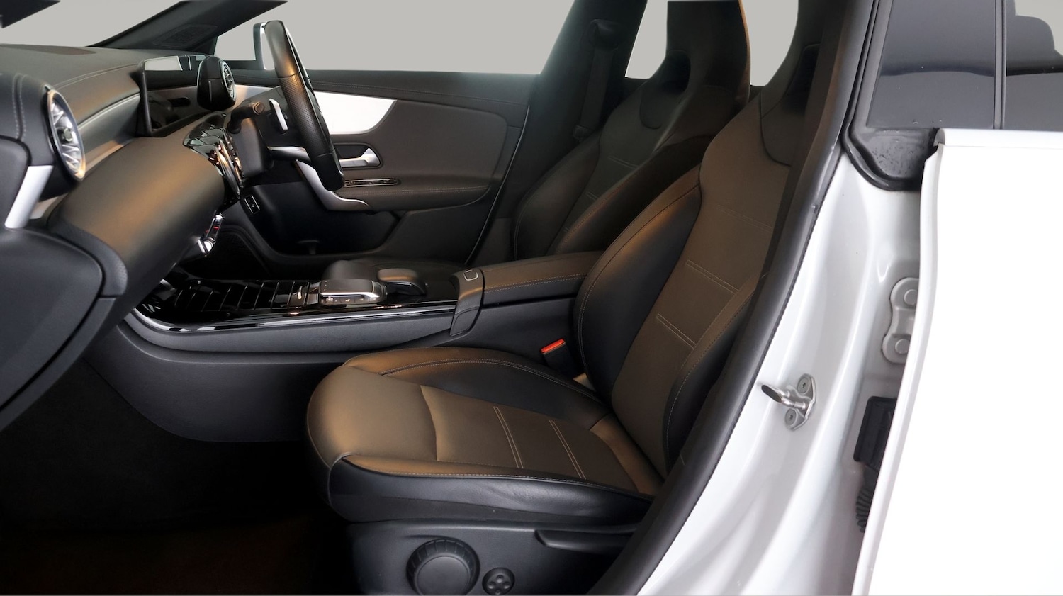 Used Mercedes-Benz CLA 2022 for sale - 78220647: Photo 14