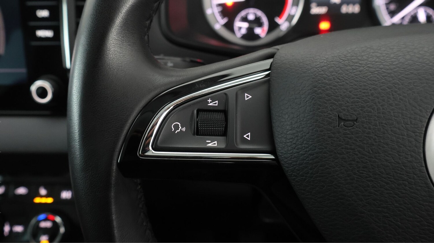 Used Skoda Karoq 2020 for sale - 77497694: Photo 21