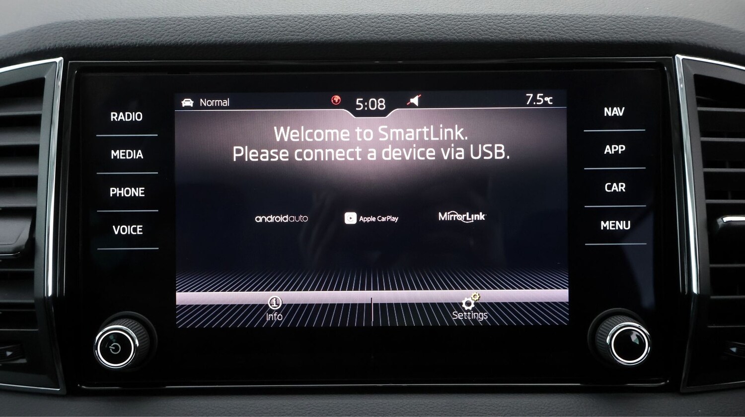 Used Skoda Karoq 2020 for sale - 77497694: Photo 23