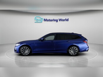 Used BMW 3 Series 2021 for sale - 77536325: Photo