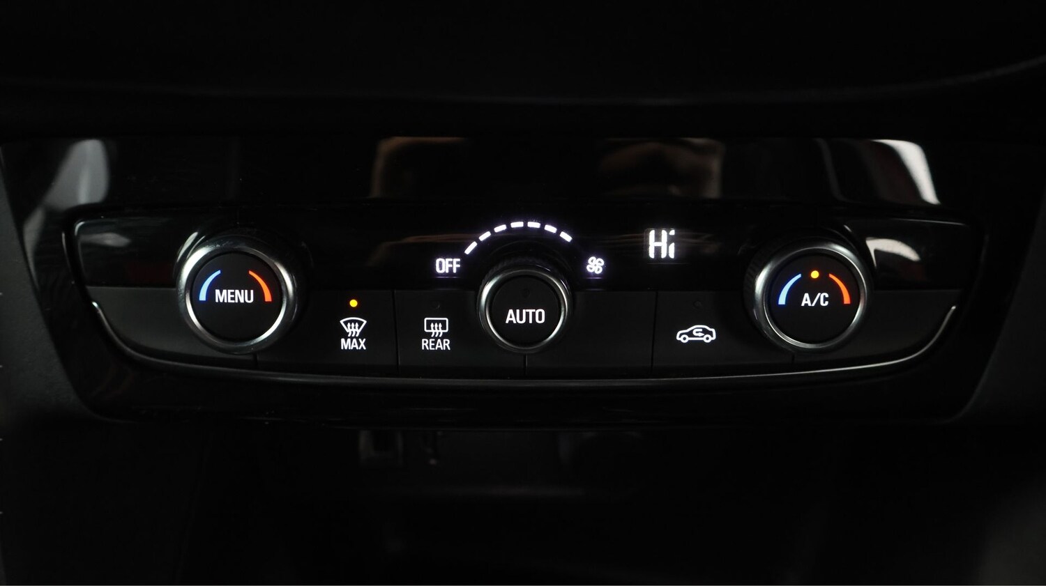 Used Vauxhall Corsa 2023 for sale - 77182180: Photo 11