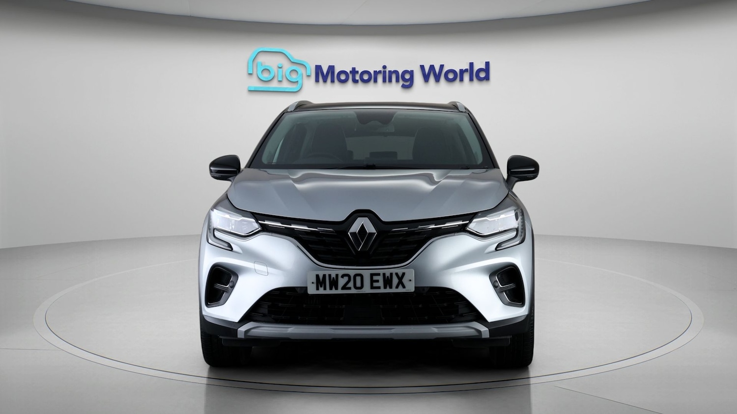 Used Renault Captur for sale - 77809229: Photo 2
