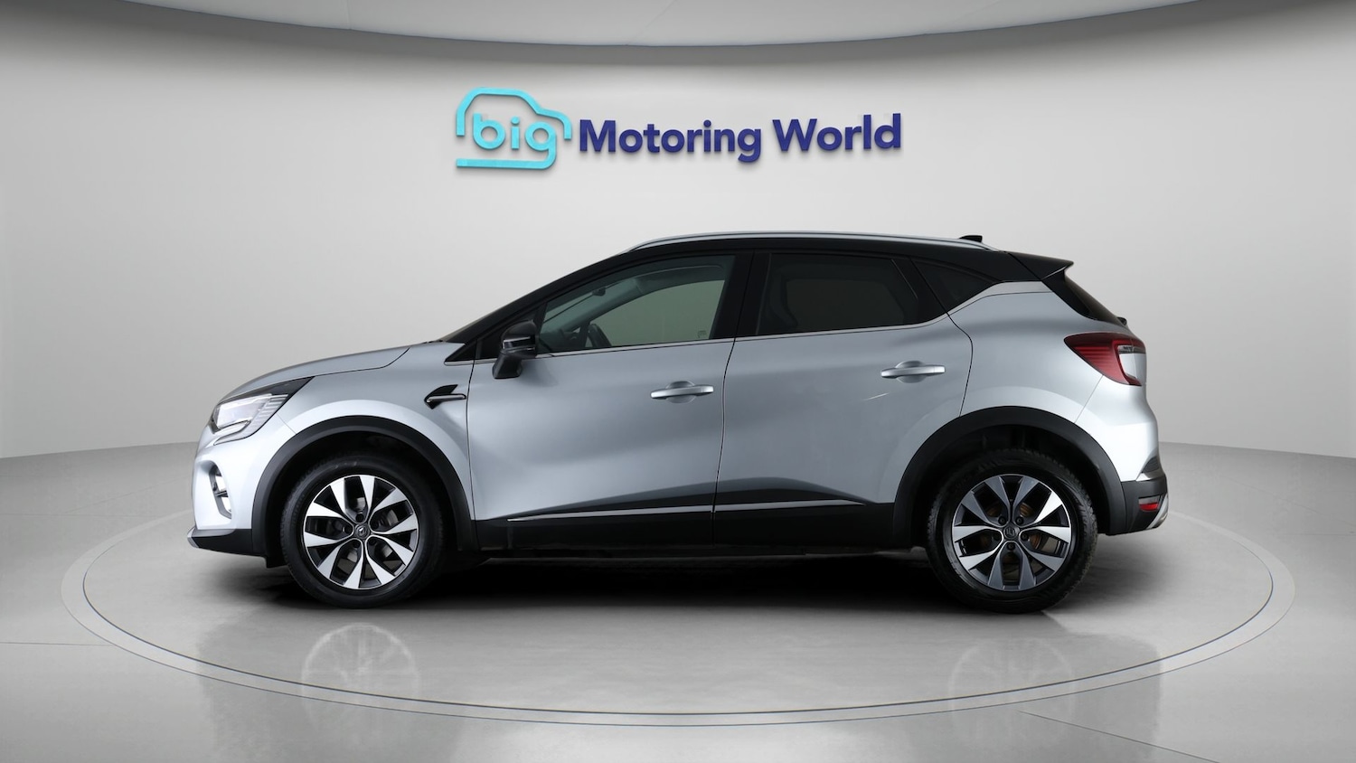 Used Renault Captur for sale - 77809229: Photo 4