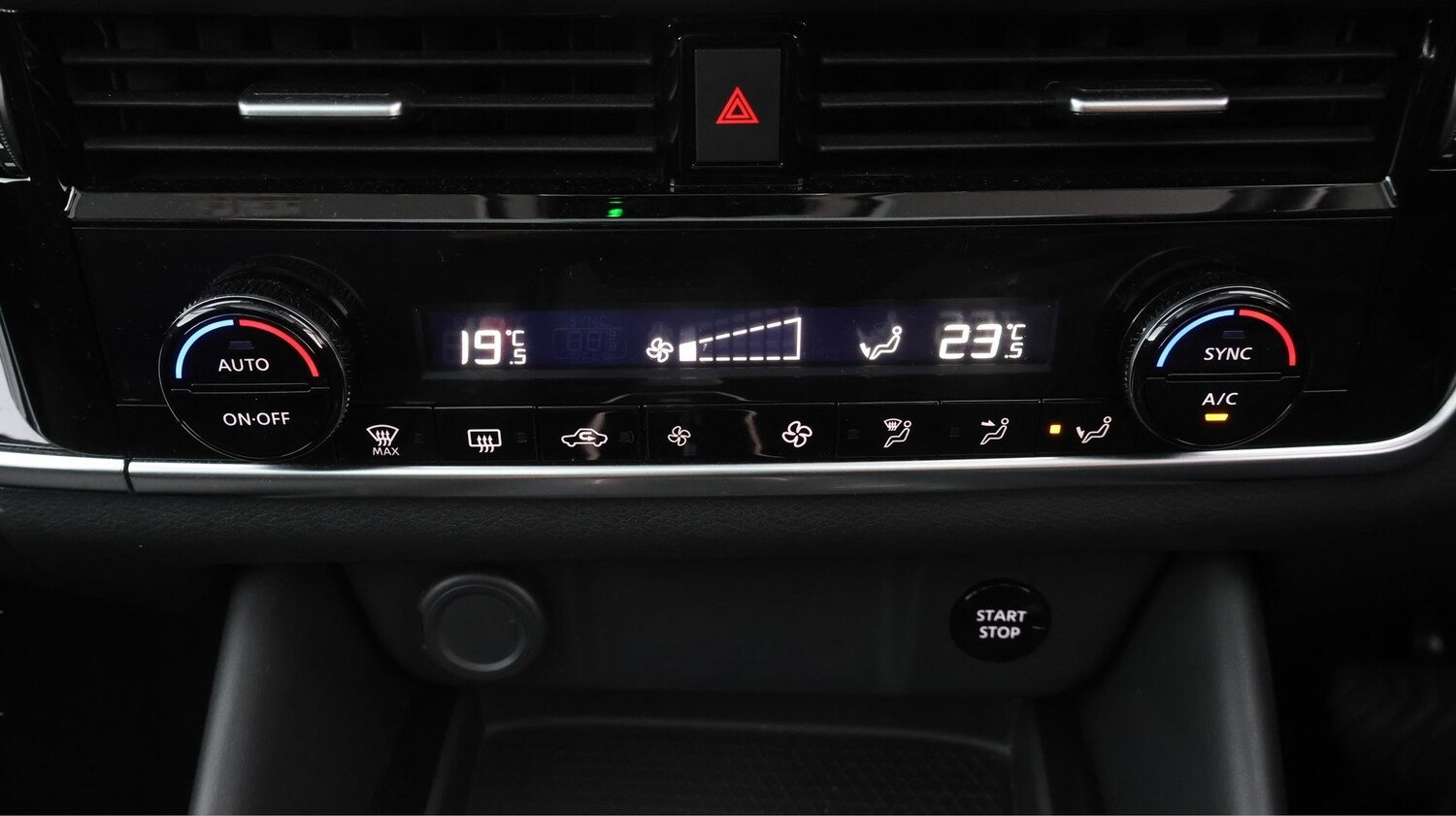 Used Nissan Qashqai 2023 for sale - 77915493: Photo 12