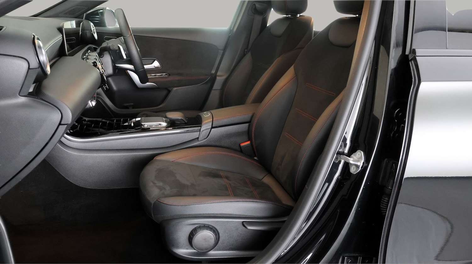 Used Mercedes-Benz A-Class 2022 for sale - 77201685: Photo 14