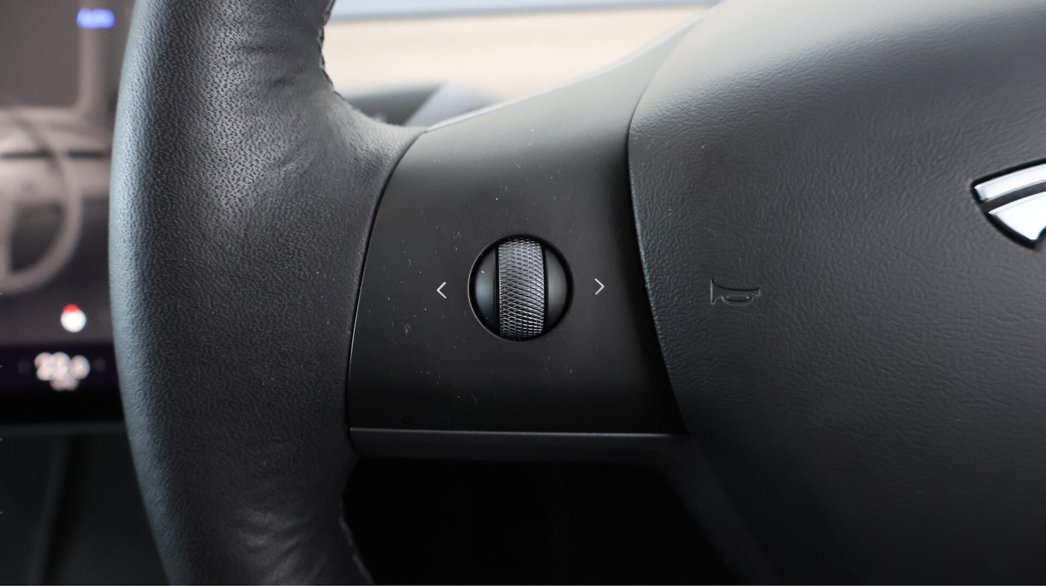 Used Tesla Model 3 2022 for sale - 76633833: Photo 23