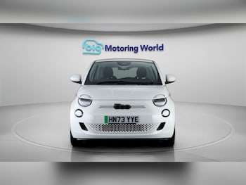 Used Fiat 500e 2024 for sale - 77403438: Photo