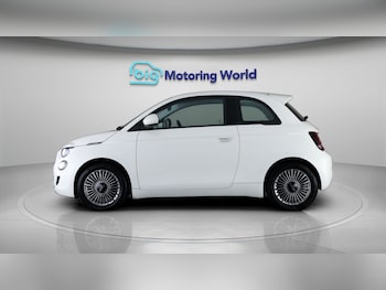 Used Fiat 500e 2024 for sale - 77403438: Photo