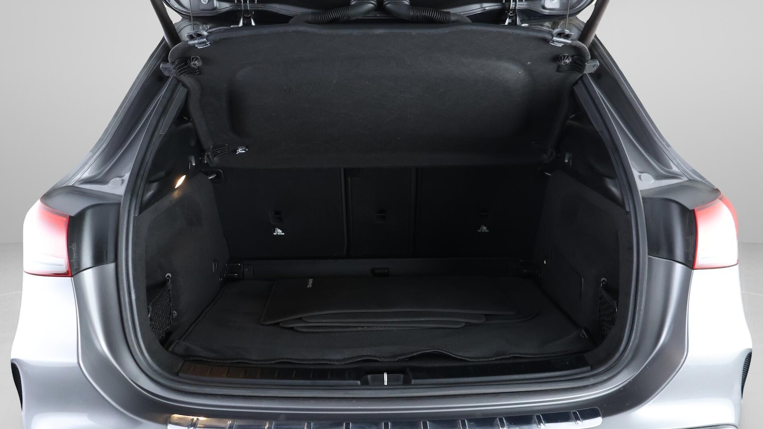 Used Mercedes-Benz GLA 2021 for sale - 76381143: Photo 17