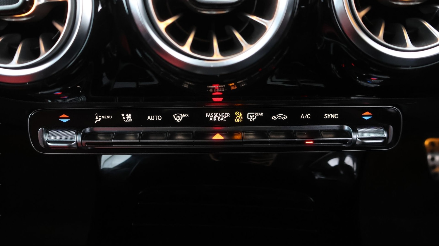 Used Mercedes-Benz CLA 2021 for sale - 77451310: Photo 12