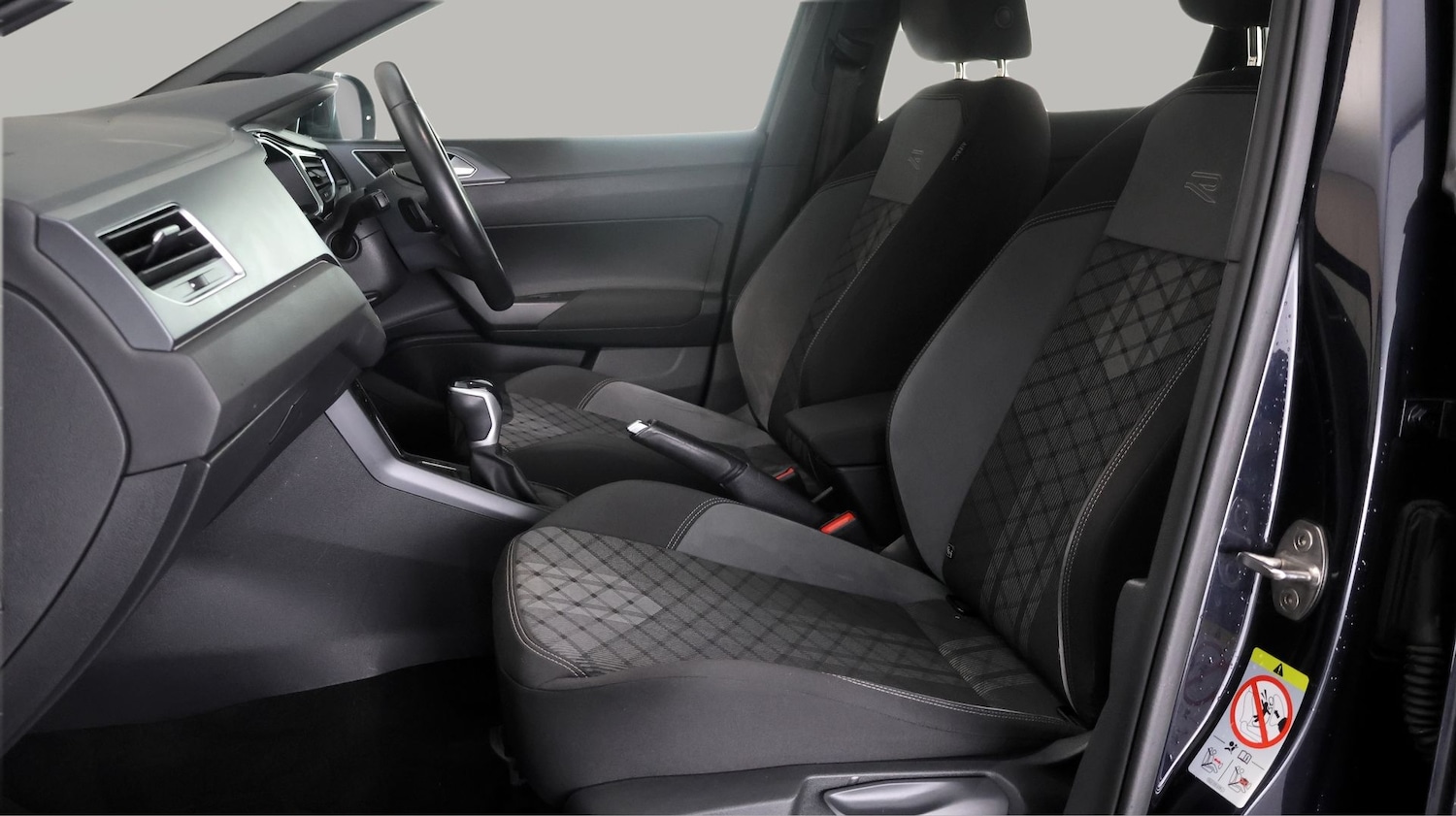 Used Volkswagen Taigo 2023 for sale - 77792733: Photo 14