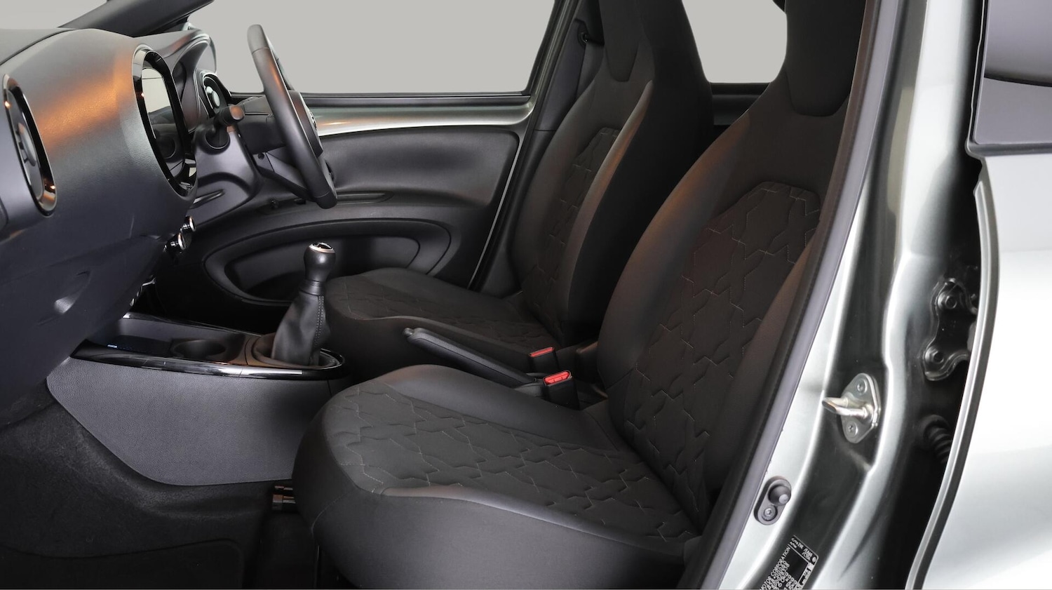 Used Toyota Aygo X 2022 for sale - 76381097: Photo 14