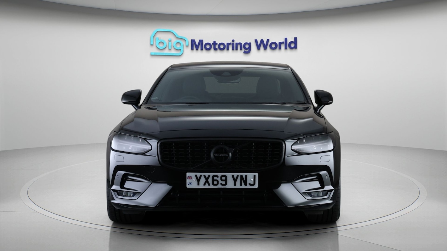 Used Volvo S90 2019 for sale - 78220605: Photo 2