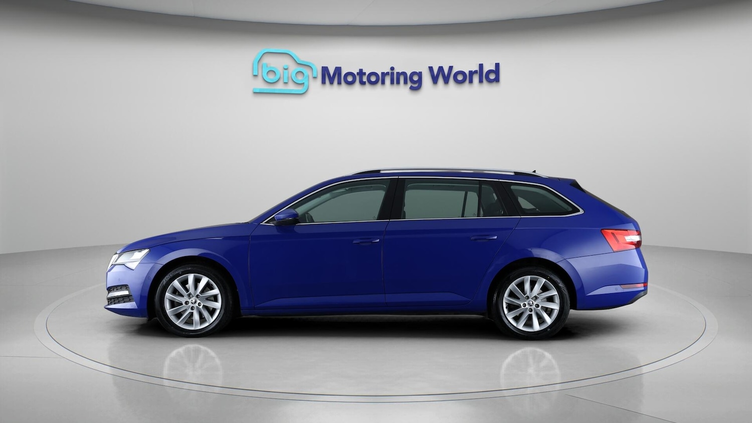 Used Skoda Superb 2021 for sale - 76159133: Photo 4