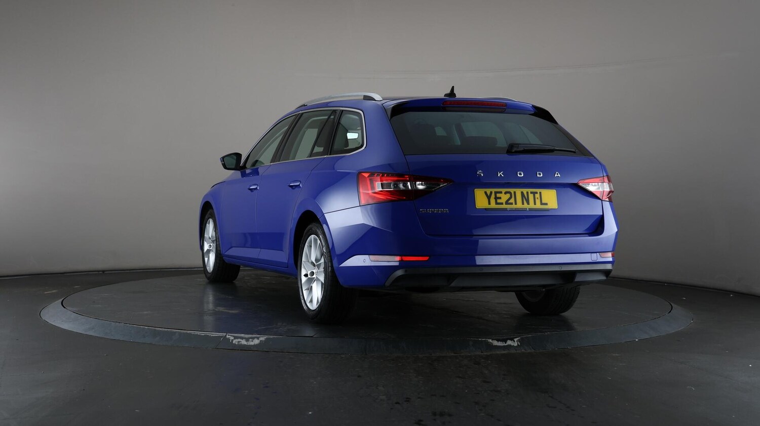 Used Skoda Superb 2021 for sale - 76159133: Photo 57