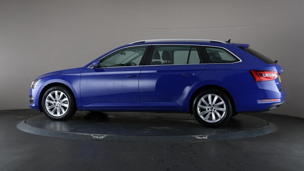 Used Skoda Superb 2021 for sale - 76159133: Photo 77