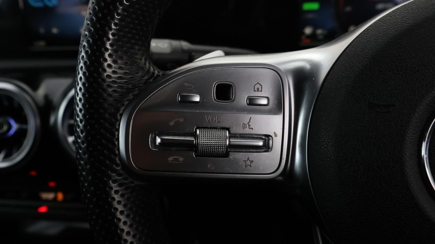 Used Mercedes-Benz A-Class 2021 for sale - 76742281: Photo 24