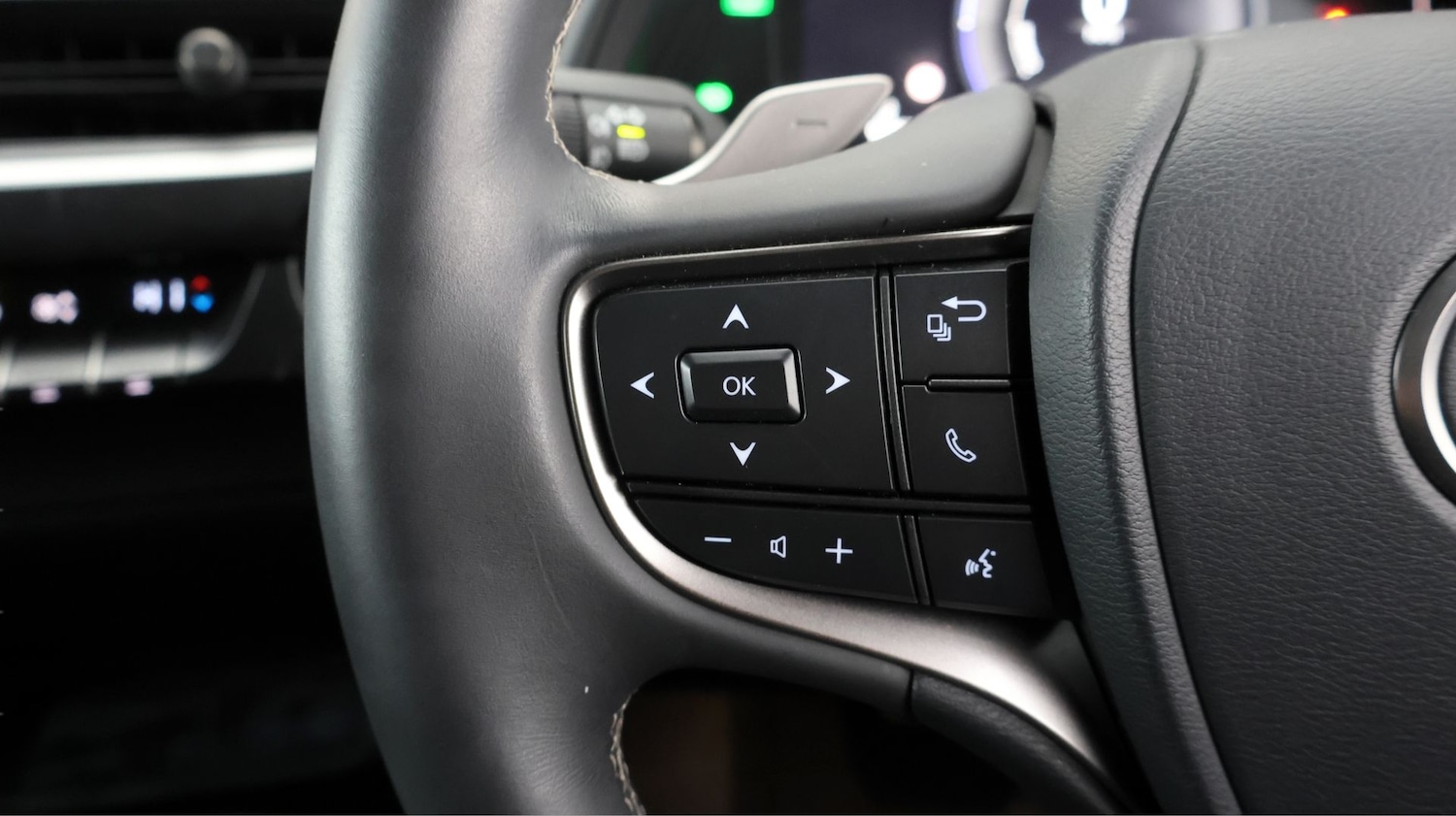 Used Lexus UX 2023 for sale - 77558436: Photo 21