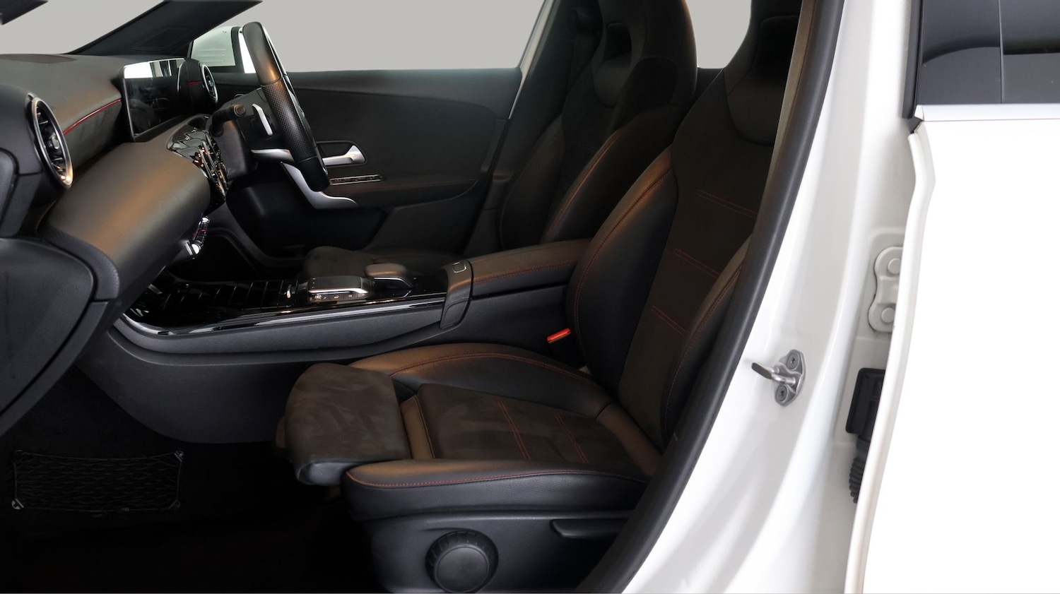 Used Mercedes-Benz A-Class 2020 for sale - 77609742: Photo 14