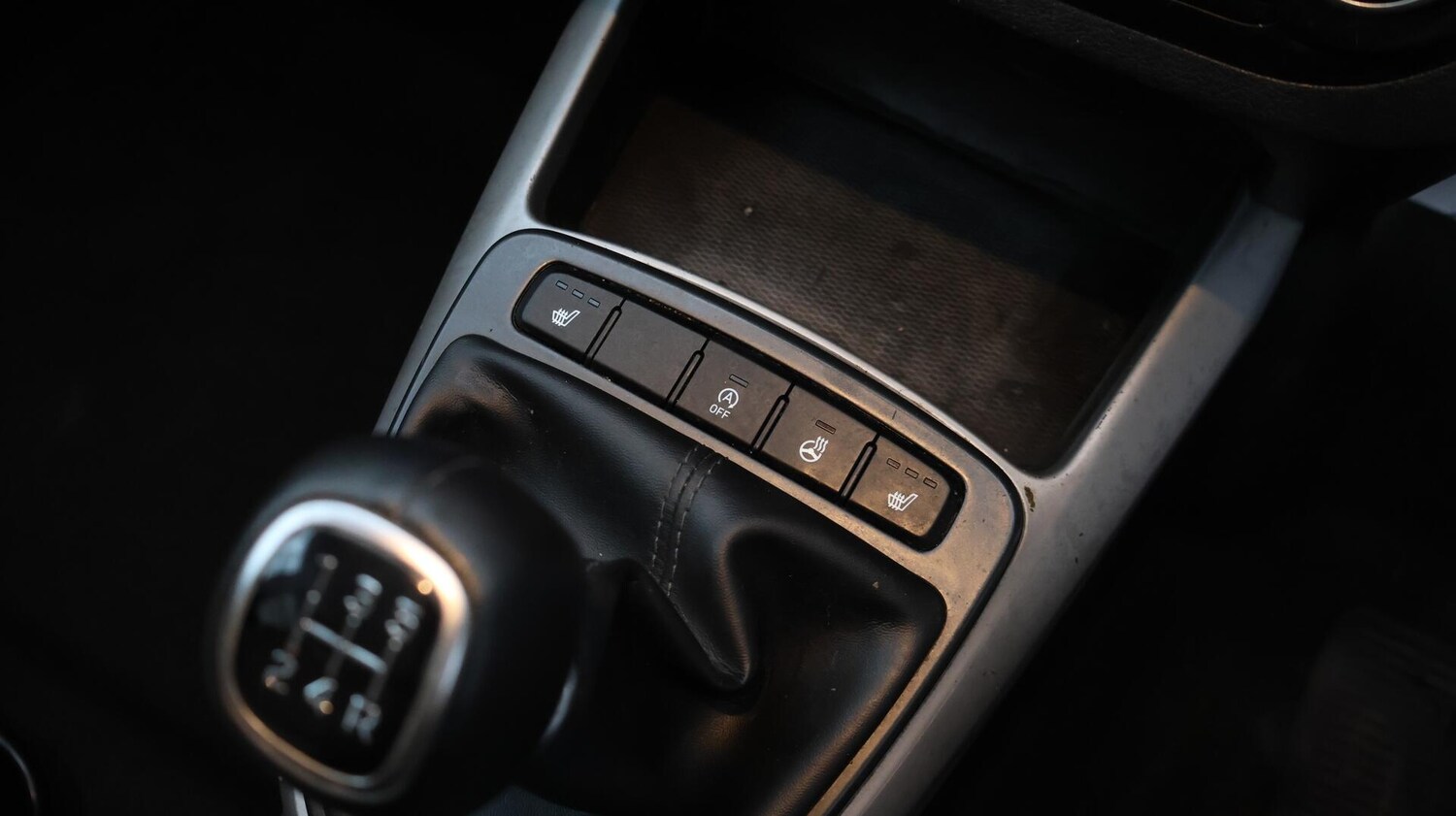 Used Hyundai i10 2022 for sale - 76282621: Photo 22