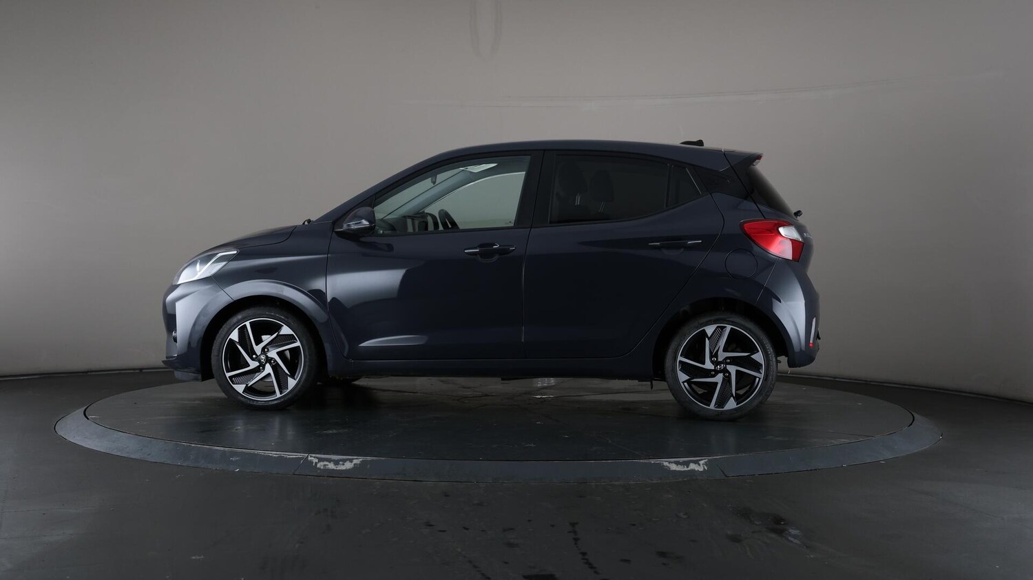 Used Hyundai i10 2022 for sale - 76282621: Photo 38