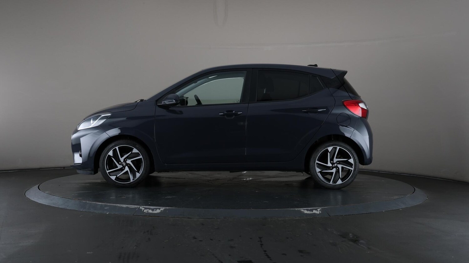 Used Hyundai i10 2022 for sale - 76282621: Photo 39