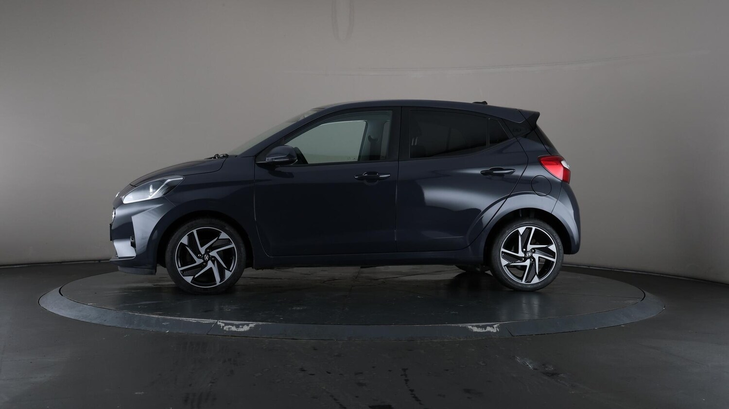 Used Hyundai i10 2022 for sale - 76282621: Photo 40