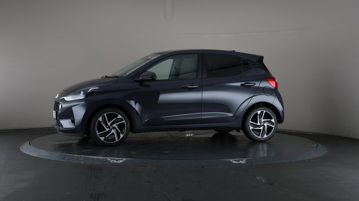 Used Hyundai i10 2022 for sale - 76282621: Photo 41