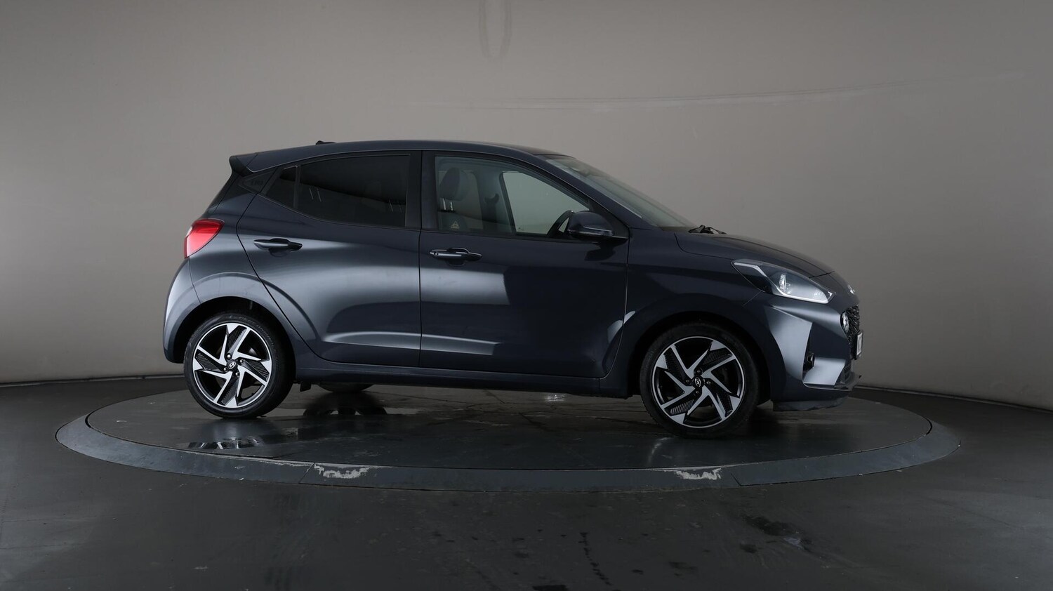 Used Hyundai i10 2022 for sale - 76282621: Photo 60